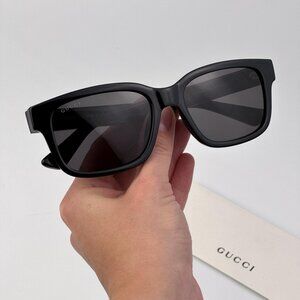 Gucci Sunglasses – Black Square Frame with Grey Lenses (GG1583S 001)